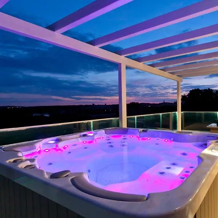 Sole Holiday Villa *