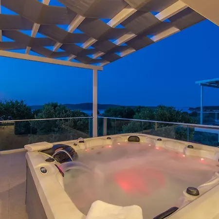 Sole Holiday Villa